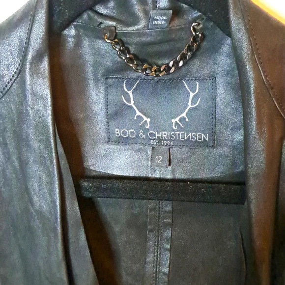 Rock & Republic Women's Black Leather Jacket - Picture 2 of 5